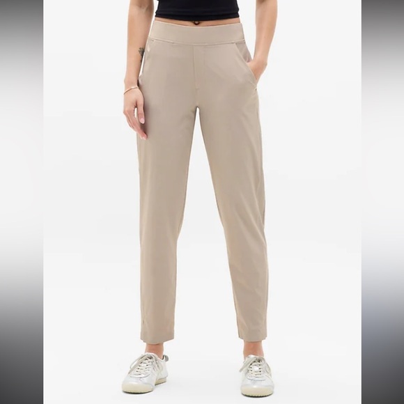 Athleta Pants - Athleta | Brooklyn Mid Rise Ankle Pant | Size 6